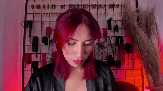 charrlotte quinn online show from October 2025 09:15:01 PM