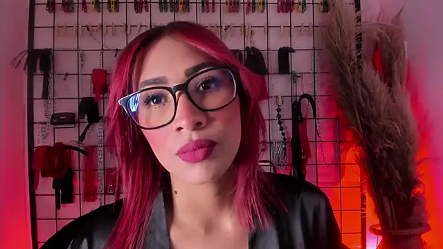 charrlotte quinn online show from September 2025 09:18:01 PM