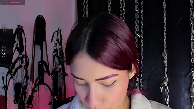 charrlotte quinn online show from June 2026 12:39:02 PM