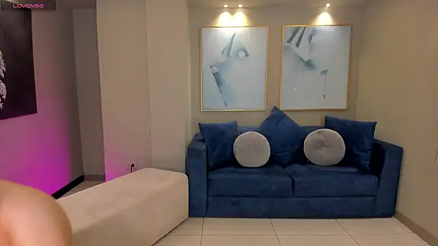 MollySundersX online show from November 2025 09:07:01 PM