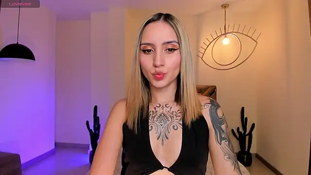 MollySundersX online show from December 2025 08:24:02 PM