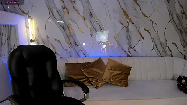 MollySundersX online show from March 2026 05:03:01 AM