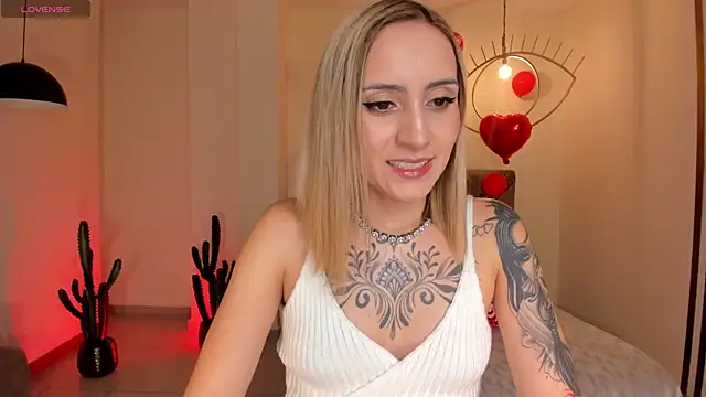 MollySundersX online show from February 2026 08:20:02 PM