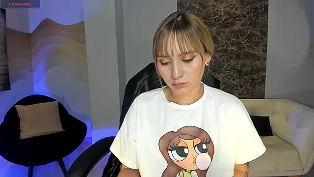 MollySundersX online show from May 2026 07:55:02 PM