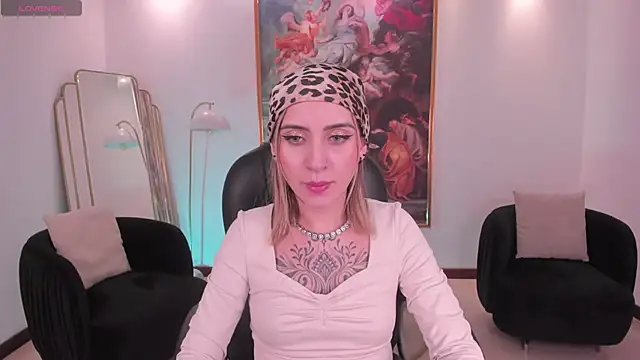 MollySundersX online show from March 2026 04:12:01 AM