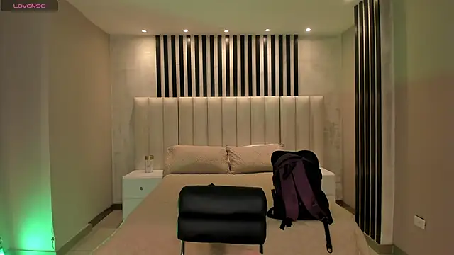 MollySundersX online show from March 2026 04:30:01 AM