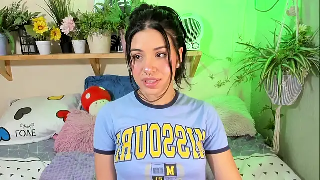 MiaaRose online show from October 2025 05:45:01 PM