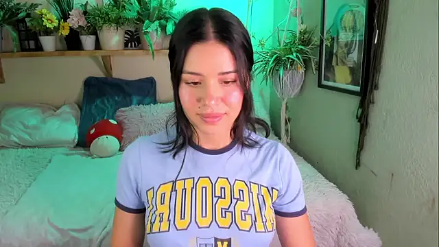 MiaaRose online show from November 2025 08:20:01 PM