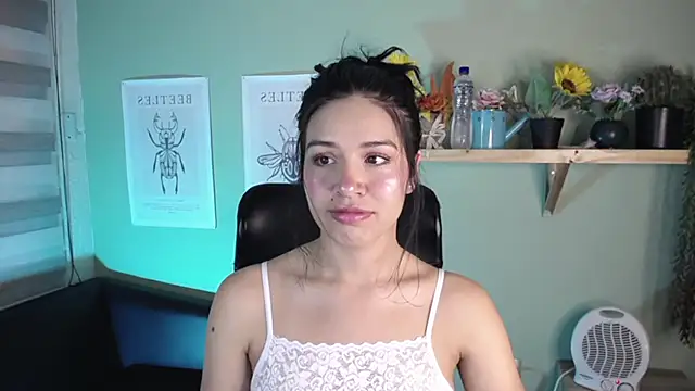 MiaaRose online show from November 2025 04:43:02 PM