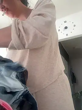 czruz online show from March 2026 07:41:02 AM