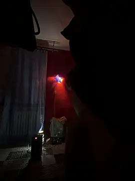 czruz online show from March 2026 12:05:01 AM