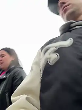 czruz online show from November 2025 01:04:01 PM