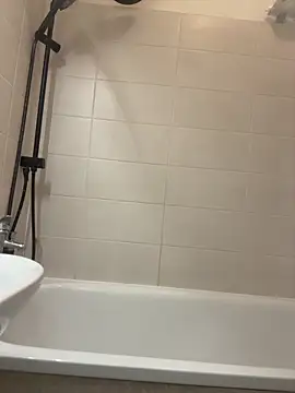 czruz online show from February 2026 10:48:01 AM