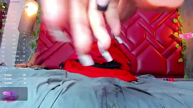 Snapshot of VeronicaLodge23 chatting on December 2024 07:25:02 AM VeronicaLodge23 online show from December 2024 07:25:02 AM