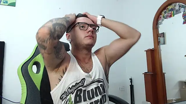 male pussy online show from May 2026 12:29:02 AM
