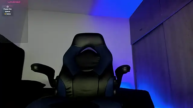 Snapshot of male_pussy chatting on October 2025 04:22:01 AM male pussy online show from October 2025 04:22:01 AM