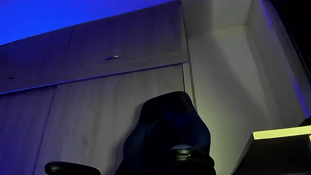 Snapshot of male_pussy chatting on November 2025 01:55:02 AM male pussy online show from November 2025 01:55:02 AM