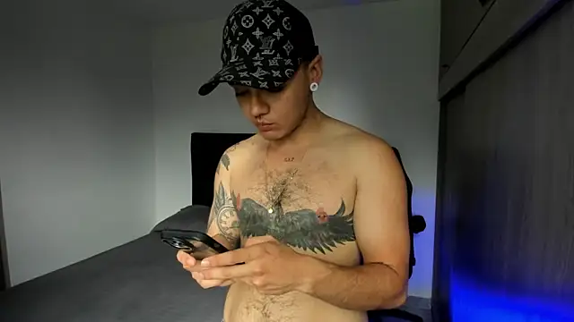 male pussy online show from April 2026 05:15:01 PM