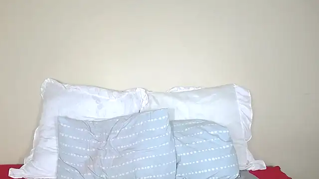 Snapshot of yummydoll97 chatting on January 2025 09:19:02 PM yummydoll97 online show from January 2025 09:19:02 PM