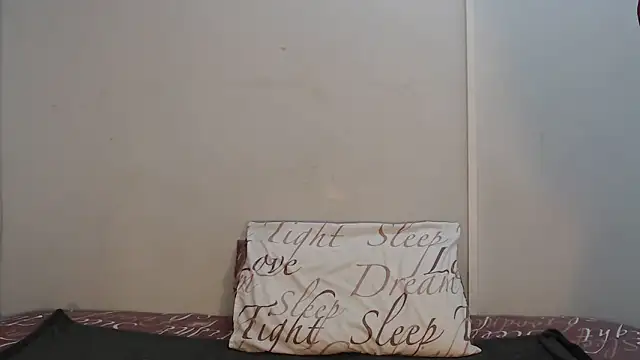 yummydoll97 online show from December 2025 06:13:02 PM