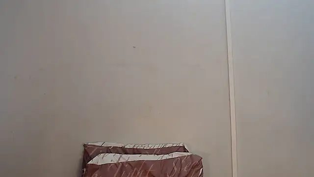 yummydoll97 online show from January 2026 08:04:02 PM