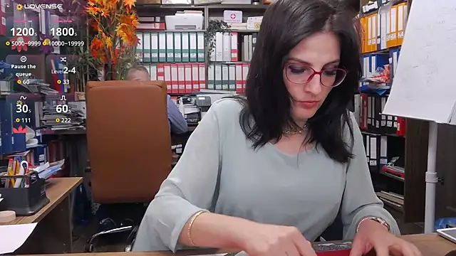 classyladyrellax online show from October 2025 03:02:02 PM