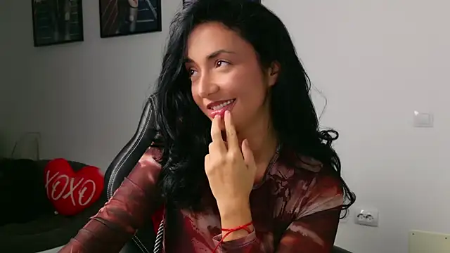 Snapshot of KatherineRyder chatting on October 2025 04:55:02 PM KatherineRyder online show from October 2025 04:55:02 PM