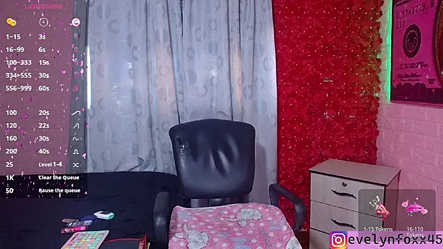 eve foxx online show from February 2026 09:21:01 PM