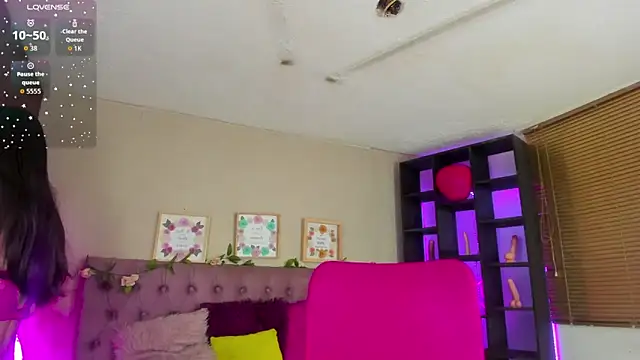 shelby carson online show from March 2026 12:54:02 PM