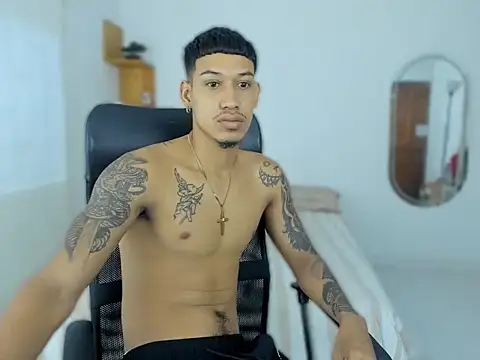 Snapshot of slim_master12 chatting on September 2025 01:39:02 PM slim master12 online show from September 2025 01:39:02 PM