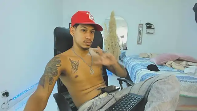 slim master12 online show from February 2026 10:29:01 PM