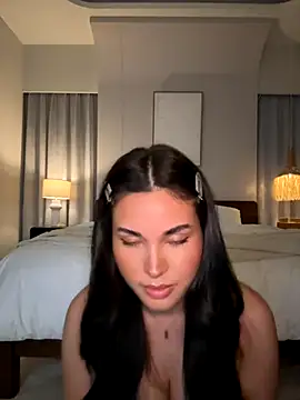 Lizhush  online show from November 2025 02:54:02 PM