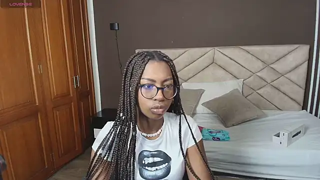 Raquel jones online show from November 2025 11:36:02 AM