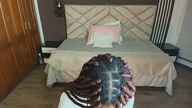 Raquel jones online show from March 2025 11:23:01 AM