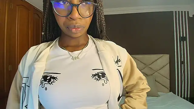 Raquel jones online show from September 2025 12:11:02 PM