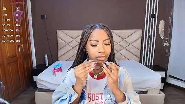 Raquel jones online show from December 2025 11:55:01 AM