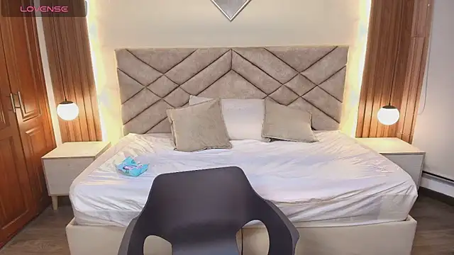 Raquel jones online show from March 2026 12:13:02 PM