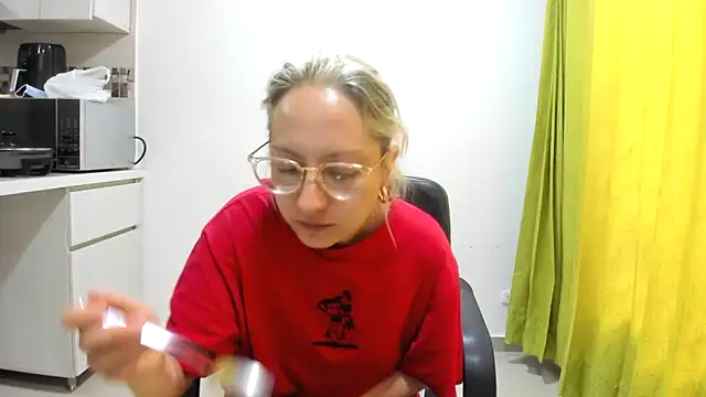 Adele johnsonn1 online show from March 2025 06:24:02 PM