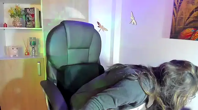 Isabellaa22 1 online show from March 2025 02:51:02 AM