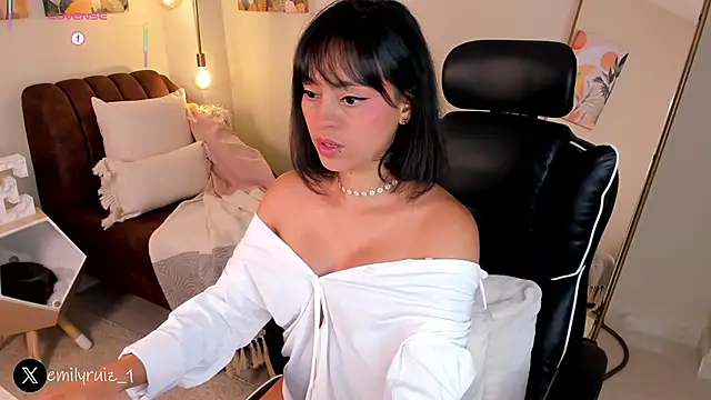 emilyruiz1 online show from March 2026 03:22:01 PM