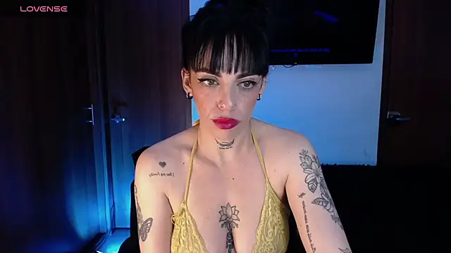 violett honney online show from November 2025 04:49:02 AM