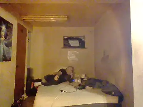 Nightshade7712 online show from March 2025 09:43:02 PM