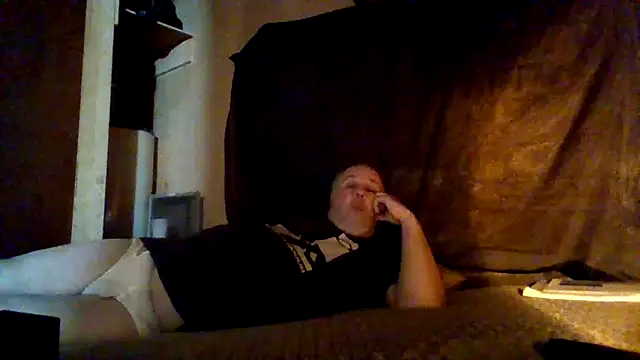 Nightshade7712 online show from October 2025 07:02:01 PM