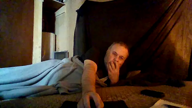 Nightshade7712 online show from February 2026 05:05:01 AM