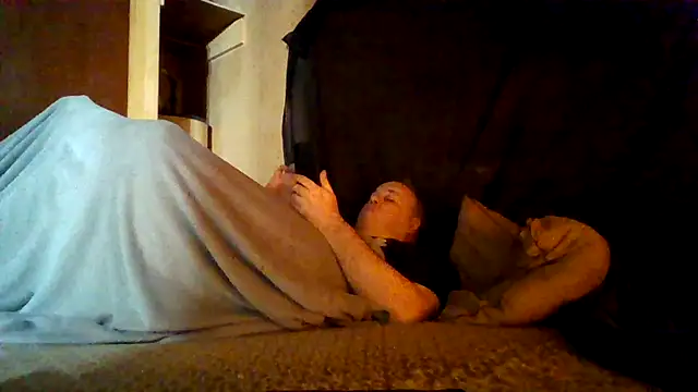 Nightshade7712 online show from December 2025 07:23:02 PM