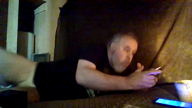 Nightshade7712 online show from September 2025 10:16:02 PM