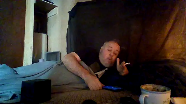 Nightshade7712 online show from November 2025 05:39:01 PM