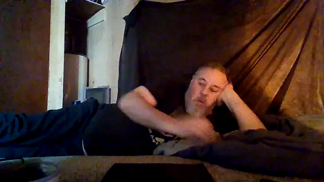 Nightshade7712 online show from February 2026 07:35:02 PM