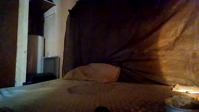 Nightshade7712 online show from September 2025 03:08:01 PM