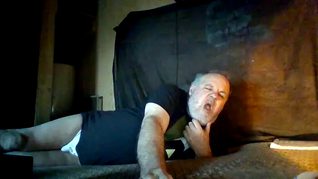 Nightshade7712 online show from October 2025 09:46:02 PM